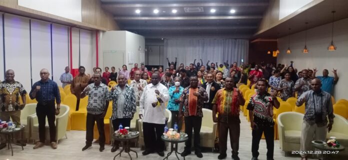 Alumni dari tiga generasi berkumpul mengikuti perayaan natal IKAPY Papua Barat Daya.